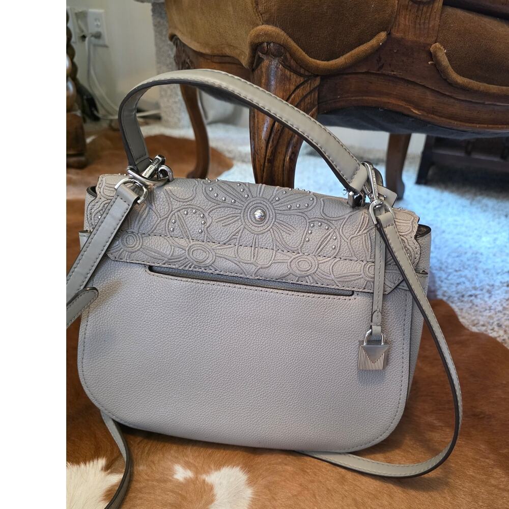 Michael Kors Cassie Gray Pebbled Leather & Silver Studded Flowers Satchel READ - Picture 5 of 16